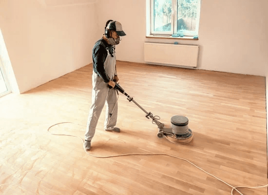 Ponçage professionnel de parquet